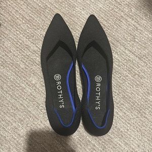 Rothy’s point black solid shoes in new condition, only worn once.